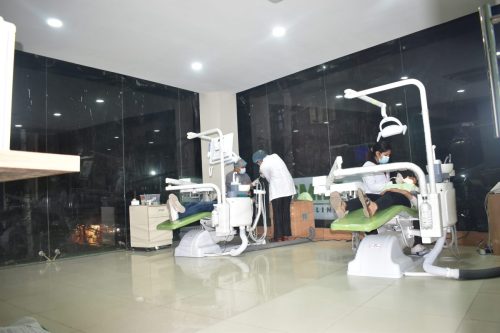 Dental treatment by expert dental specialist in dental clinic near Naxal, Ratopul